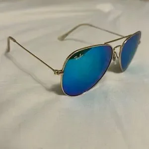 RAY-BAN AVIATOR SUNGLASSES without case Amazon.com: Ray-Ban RB3025 001/51 Unisex Aviator Sunglasses  main image 4